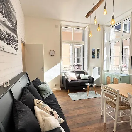 Cocon De Charme Au Coeur De Апартаменты